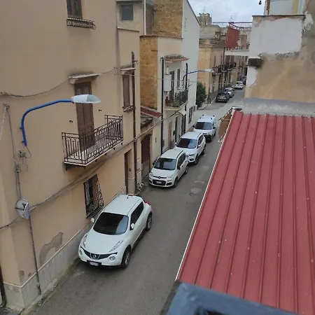 Via Re Federico 13 Ribera